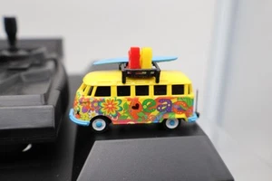 Carson 1:87 H0 VW T1 Bus Flower Power RC modello confezione originale - Foto 1 di 4