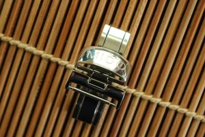 MIDO 18MM HEBILLA DE DESPLIEGUE DE ACERO INOXIDABLE PARA CORREA DE RELOJ DE NAILON DE GOMA DE CUERO - Imagen 1 de 7