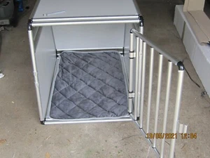 Hunde Transportbox mit Klappbare Auffahr Rampe - Bild 1 von 6