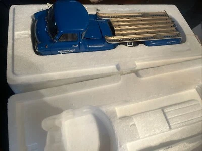 1/18 CMC Solitair Modell Mercedes Benz Renntransporter 1930's Race Car Hauler - Image 1 of 4