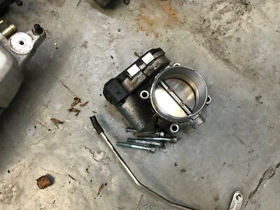 BENTLEY CONTINENTAL GT 2004 6,0 W12 CUERPO DEL ACELERADOR 07C133062C Foto 1 de 2