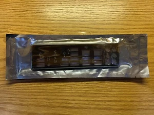 **NEW** I/O Shield Motherboard Backplate for EVGA X79 Dark - Afbeelding 1 van 3