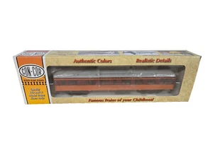 LA Con-Cor  94408 Milwaukee Road Commuter Cab Car Solarium Alaska   HO 1/87 - Picture 1 of 10