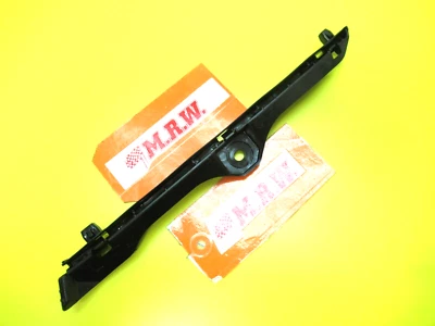 BUMPER CLIP FENDER BRACKET MOUNT Driver SIDE FRONT LEFT oem TOYOTA SIENNA 04-10 - Image 1 of 4