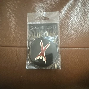 Game of Thrones New * Bolton Sigil Magnet * 2.25" Round Metal MAGNET Button - Picture 1 of 2