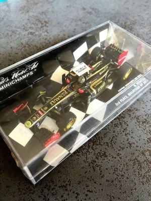 Minichamps Lotus F1 N. Heidfeld Malaysia GP 2011 1/43 Limited 1608 pezzi nuovo - Immagine 1 di 4
