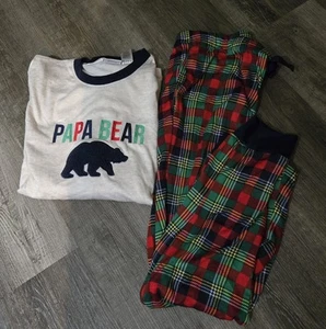 Dearfoams Cozy Comfort Papa Bear 2-teiliges Pyjama-Set Größe M Weihnachten Urlaub gebraucht, in einwandfreiem Zustand - Bild 1 von 6
