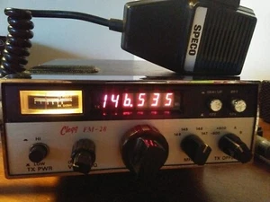 Transceptor de radioaficionados Clegg VHF FM de colección modelo FM-28 ¡con trabajo manual! - Imagen 1 de 21
