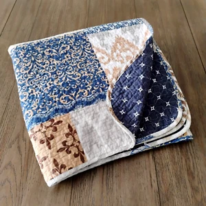 Bettdecke Twin Size braun blau leicht 67 x 86 cm - Bild 1 von 10