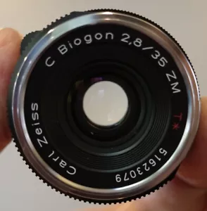 Carl Zeiss C  Biogon T* 35mm F2.8 ZM Mount for Leica M (Black) - Picture 1 of 5
