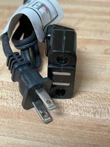 ENCHUFE CABLE DE ALIMENTACIÓN SEPARADOR MAGNÉTICO FREIDORA ORIGINAL PRESTO 09982 - Imagen 1 de 1