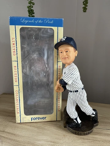 LOU GEHRIG New York Yankees MLB Hall of Fame Cooperstown 10” Bobblehead NIB! Cover