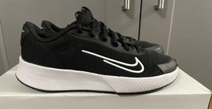 Damen 7,5 NikeCourt Vapor Lite 2 HC Hartplatz Sport schwarz weiß DV2019-001 - Bild 1 von 7