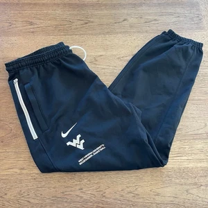 Men's Nike X-LARGE West Virginia Mountaineers Basketball Travel Fleece Pant 446 - Picture 1 of 4