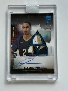 2024 Topps 3 Rookie Jordan Hawkins 3 parche vertical automático azul/15 - Imagen 1 de 2