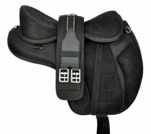 Treeless Freemax Black Saddle Set with Matching Girth - Soft and Stylish - Picture 1 of 1