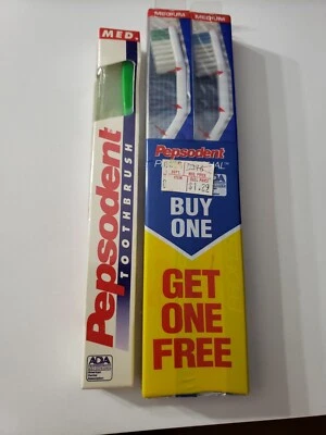 Paquete de 2 cepillos de dientes vintage marca Pepsodent estuche rígido + 1 caja mediana  Foto 1 de 2