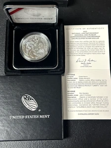 2021 National Law Enforcement Memorial & Museum Uncirc Silver Dollar Coin w/COA - Picture 1 of 6