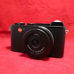Leica CL Mirrorless Camera w/ 18 f/2.8 Elmarit-TL, Box, Case, Acc. (039089) - Picture 1 of 11