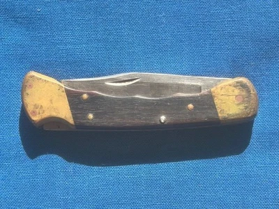 Vintage Buck 110 Folding Hunter with Finger Groove Handles - Image 1 of 4