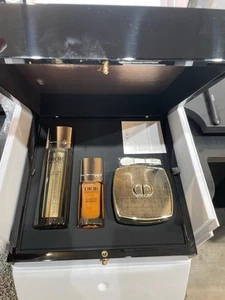 Diör Prestige Les Nectars de Rose Luxury Set New - Picture 1 of 2