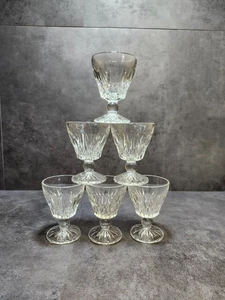 Vintage Starlite by Hazel Atlas Oyster Fruit Cocktail Champagne Glasses - Picture 1 of 9