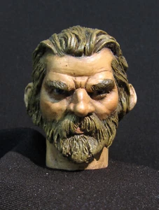 BARBARIAN WARRIOR Modellini personalizzati in resina dipinta testa scultura s... - Foto 1 di 2