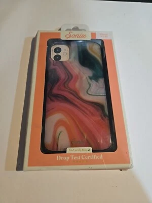 Funda protectora de mármol de lujo Sonix Agate para iPhone 11/XR Foto 1 de 4