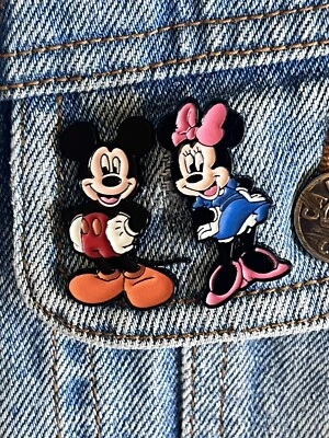 2 Piece Set Disney Mickey And Minnie Mouse Enamel Pin - Excellent Condition - Image 1 of 4