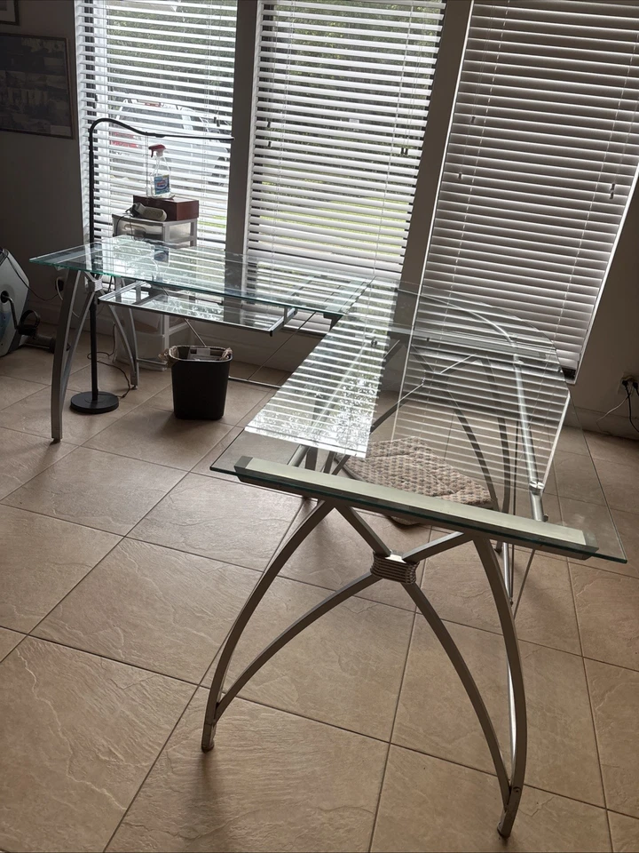 Escritorio en forma de L Hogar Oficina Muebles - Vidrio Templado 30x76x76  Foto 1 de 4