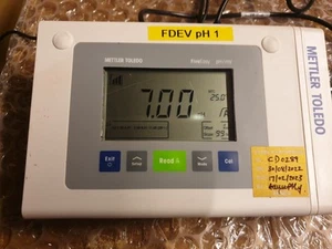 METTLER TOLEDO FIVEEASY pH / mV METER WITH ONE LE438 PROBE SENSOR AND POWER... - Imagen 1 de 13