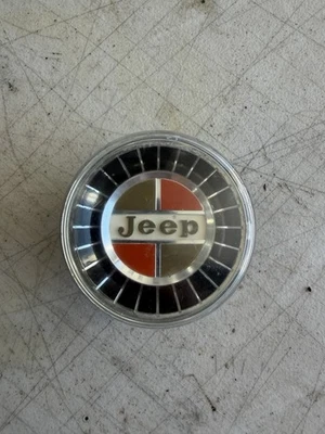 Old School Kaiser Jeep Horn Button - Bild 1 von 3