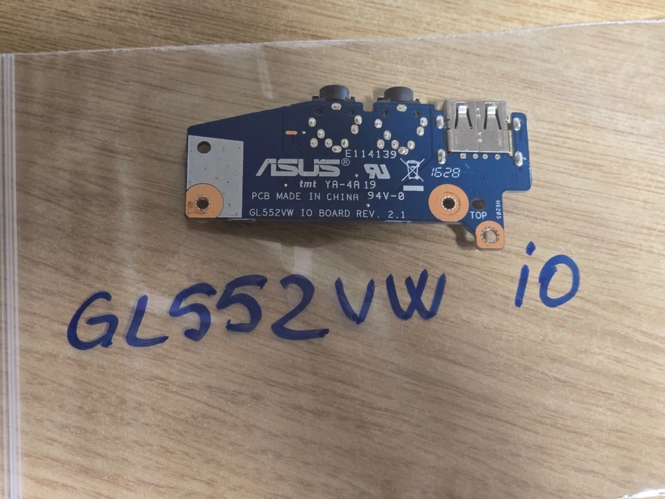 ASUS GL552 SCHEDA AUDIO USB  GL552VW IO BOARD REV.  2.0 - Immagine 1 di 1