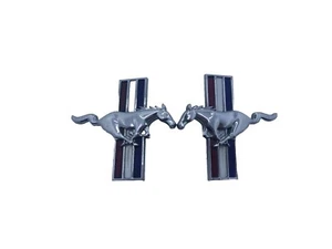 94-04 MUSTANG CONVERTIBLE HARD TOP BODY FENDER PONY EMBLEMS LEFT RIGHT OEM NICE - Picture 1 of 6