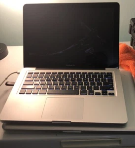 Apple MacBook Pro 13" A1278 2,5 GHz Intel Core i5 8 GB RAM 250GB SSD połowa 2012 roku - Zdjęcie 1 z 12