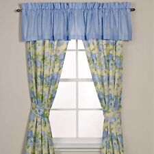 Featured image of post Laura Ashley Arabesque Curtains / Laura ashley annalise shower curtain.