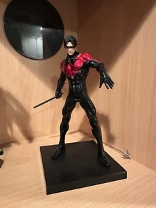 Kotobukiya ArtFX+ Nightwing 1/10 Statue New 52 Batman DC Comics EUC - Picture 1 of 2