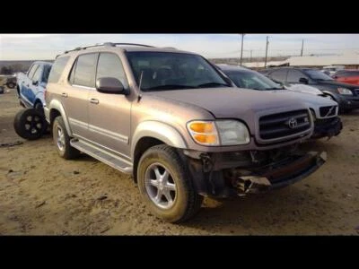 Used Left Headlight Assembly fits: 2002 Toyota Sequoia w/Crew Cab 4 Dr Left Grad - Imagem 1 de 4