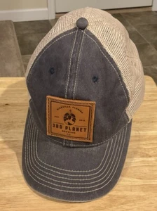 Gorra de béisbol de malla 3rd Planet Brewing Company parche de cuero azul usada en excelente estado - Imagen 1 de 2