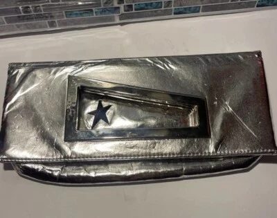 Cartera sin asas Thierry Mugler grande plateada metálica plegable estrella usada Foto 1 de 4