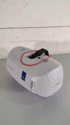 Unidad de batería eléctrica elevadora de techo para pacientes Arjo Maxi Sky 600 Foto 1 de 3