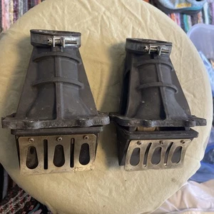 08-20 Ski Doo MXZ 600 Sport XP intake Socket boots manifolds reed Valves 149 - Picture 1 of 14