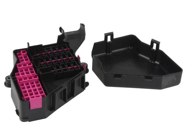 Fusebox For 2000-2006 Audi TT Quattro 2001 2004 2003 2002 2005 WD719PT - Image 1 of 1