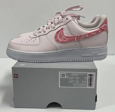 Nike Air Force 1 Low '07 Paisley Pack Rosa (W) | Tamanho 9.5 | FD1448-664 - Imagem 1 de 4