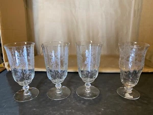 Lot of 4 Vintage Glasses Mid Century 3 Heisey & 1 Byzantine Etched Tea Goblet - Picture 1 of 11