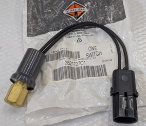 3521727C1 International Switch High Pressure A/C Compressor NC 100-250 psi - Picture 1 of 4