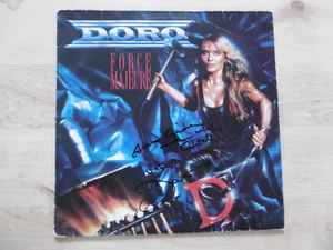 Doro Pesch Autogramm signed LP-Cover "Force Majeure" Vinyl - Picture 1 of 1