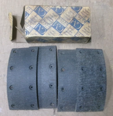 ZAPATOS DE FORRO DE FRENO DE EMERGENCIA GM CHEVROLET AÑOS 30 NUEVOS 377836 Foto 1 de 4