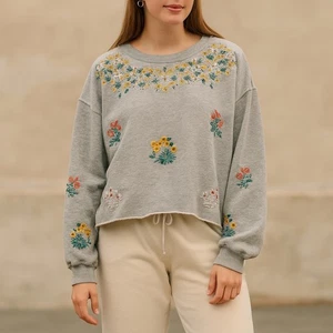Lucky Brand graues Sweatshirt mit Blumenstickerei 1X Boho Cottagecore Athleisure - Bild 1 von 15