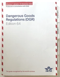 IATA Dangerous Goods Regulations (DGR) 64th Edition 2023 *EXCELLENT* - Imagen 1 de 4